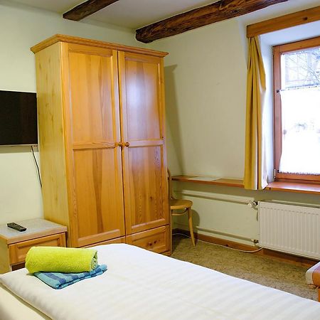 Penzion Pod Branou Poprad Bagian luar foto