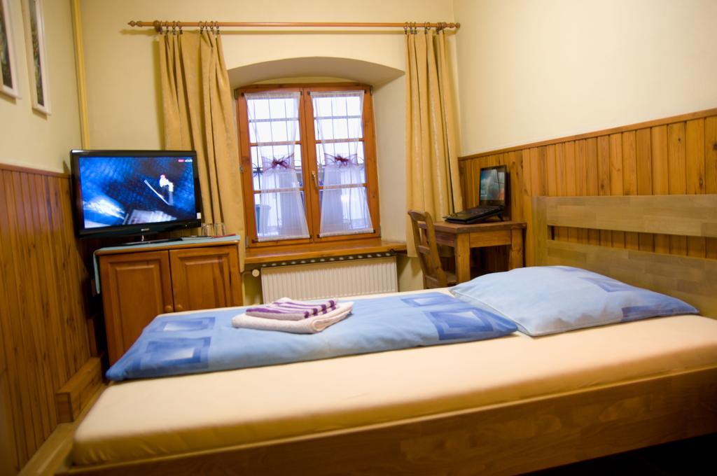 Penzion Pod Branou Poprad Bagian luar foto