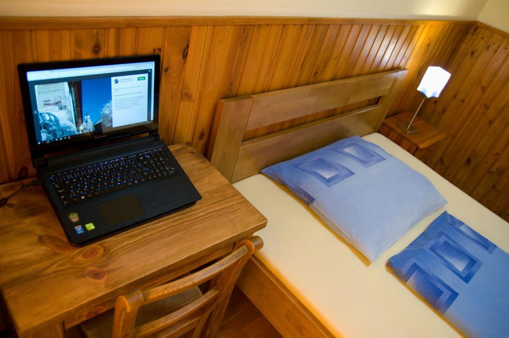 Penzion Pod Branou Poprad Bagian luar foto