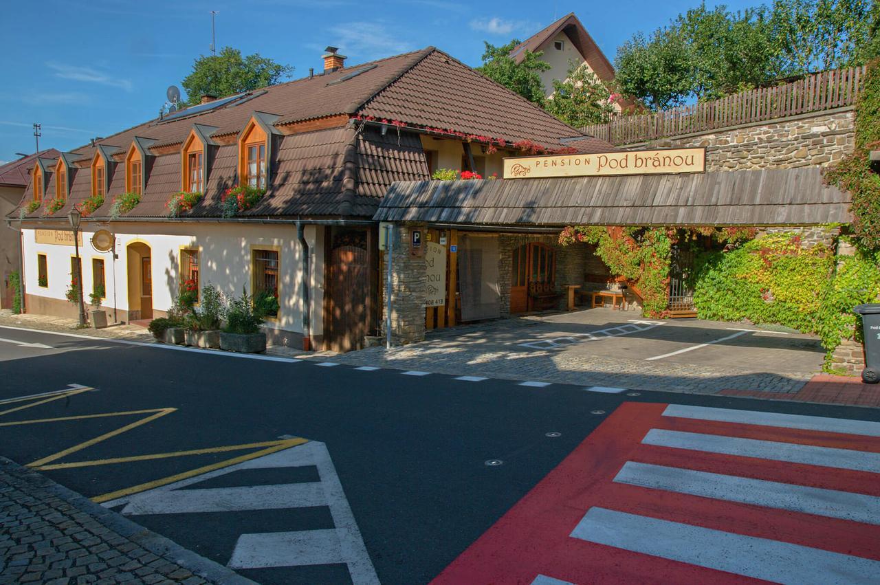 Penzion Pod Branou Poprad Bagian luar foto